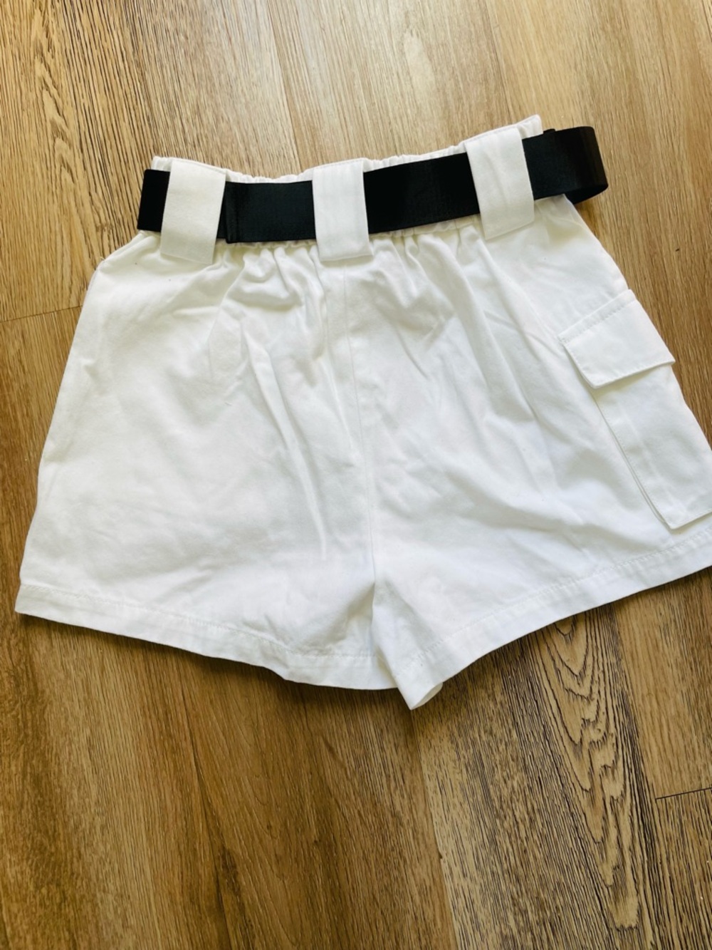 TNA White High-Rise Cargo Shorts with Black Belt Accent